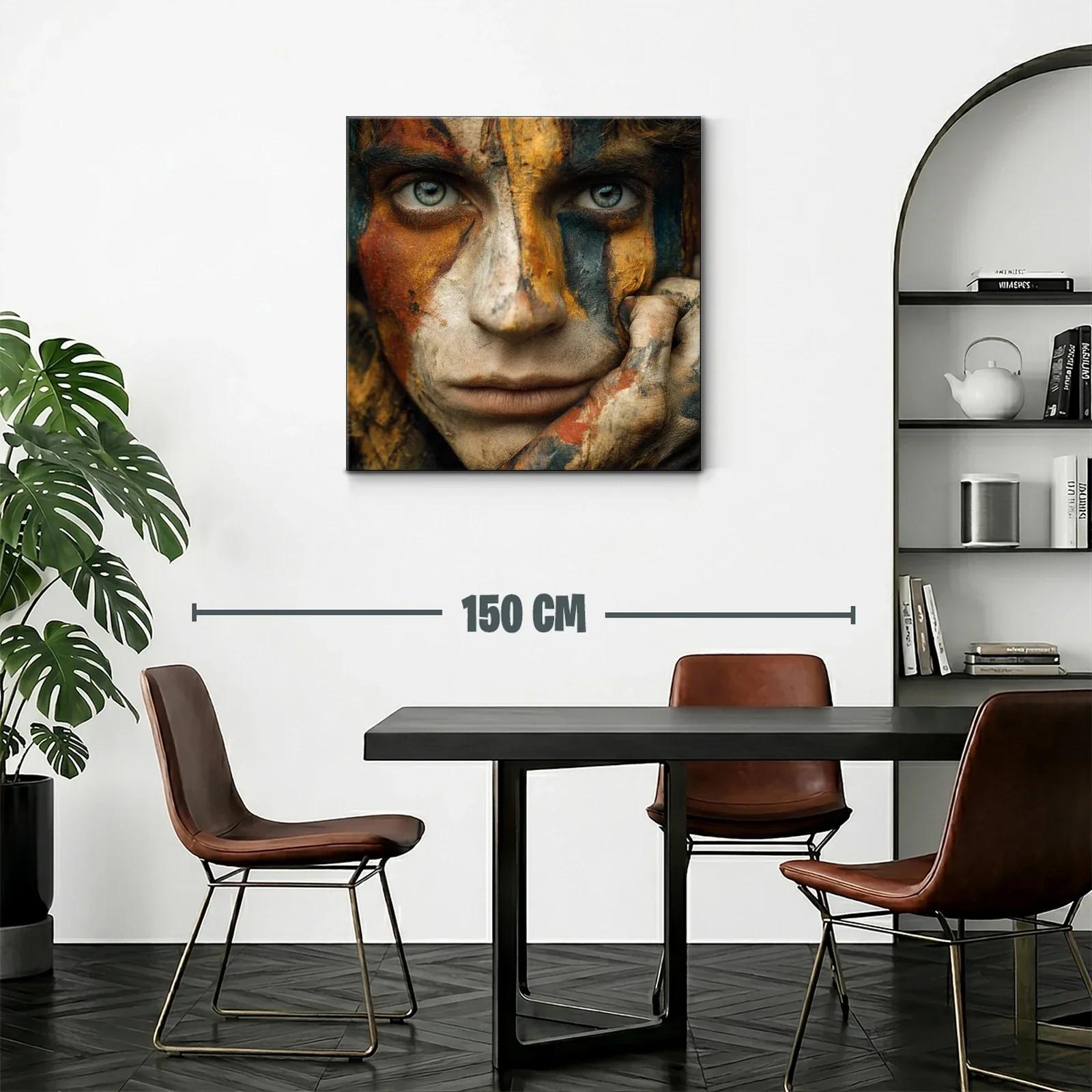 Rostro con pintura tribal en tonos tierra y azules profundos — miniatura 2