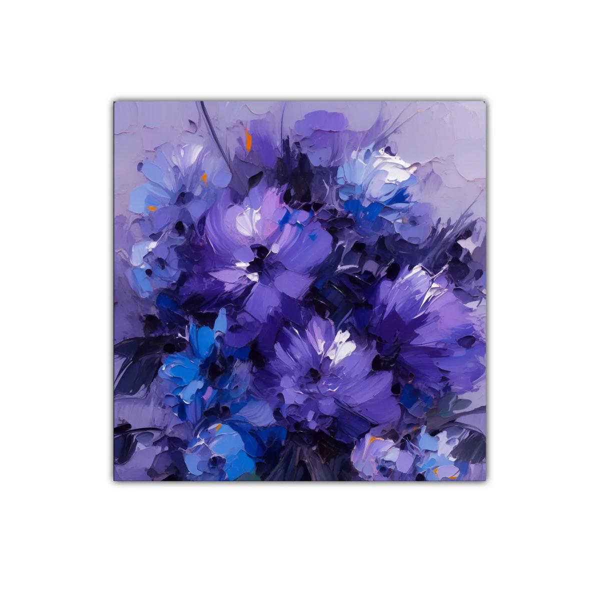 Ramo de flores en tonos morados y azules vibrantes — imagen principal