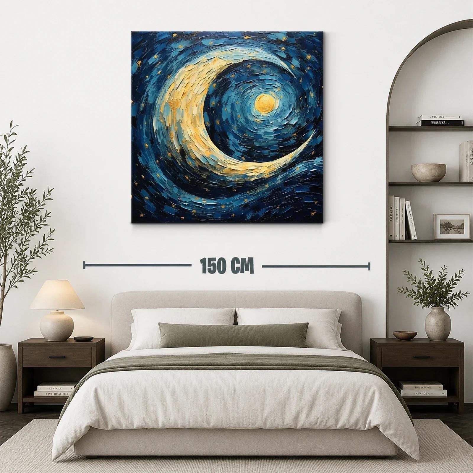 Luna dorada con cielo estrellado en remolino azul — miniatura 3