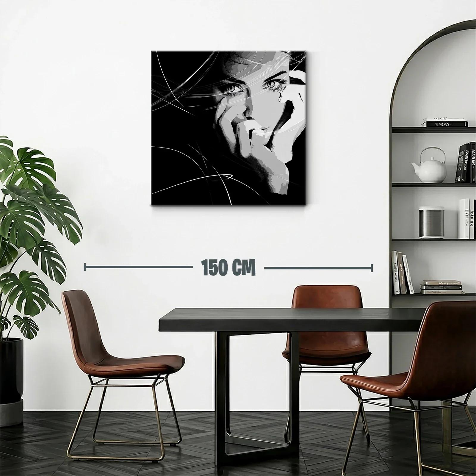 Retrato femenino en blanco y negro con expresión intensa — miniatura 2
