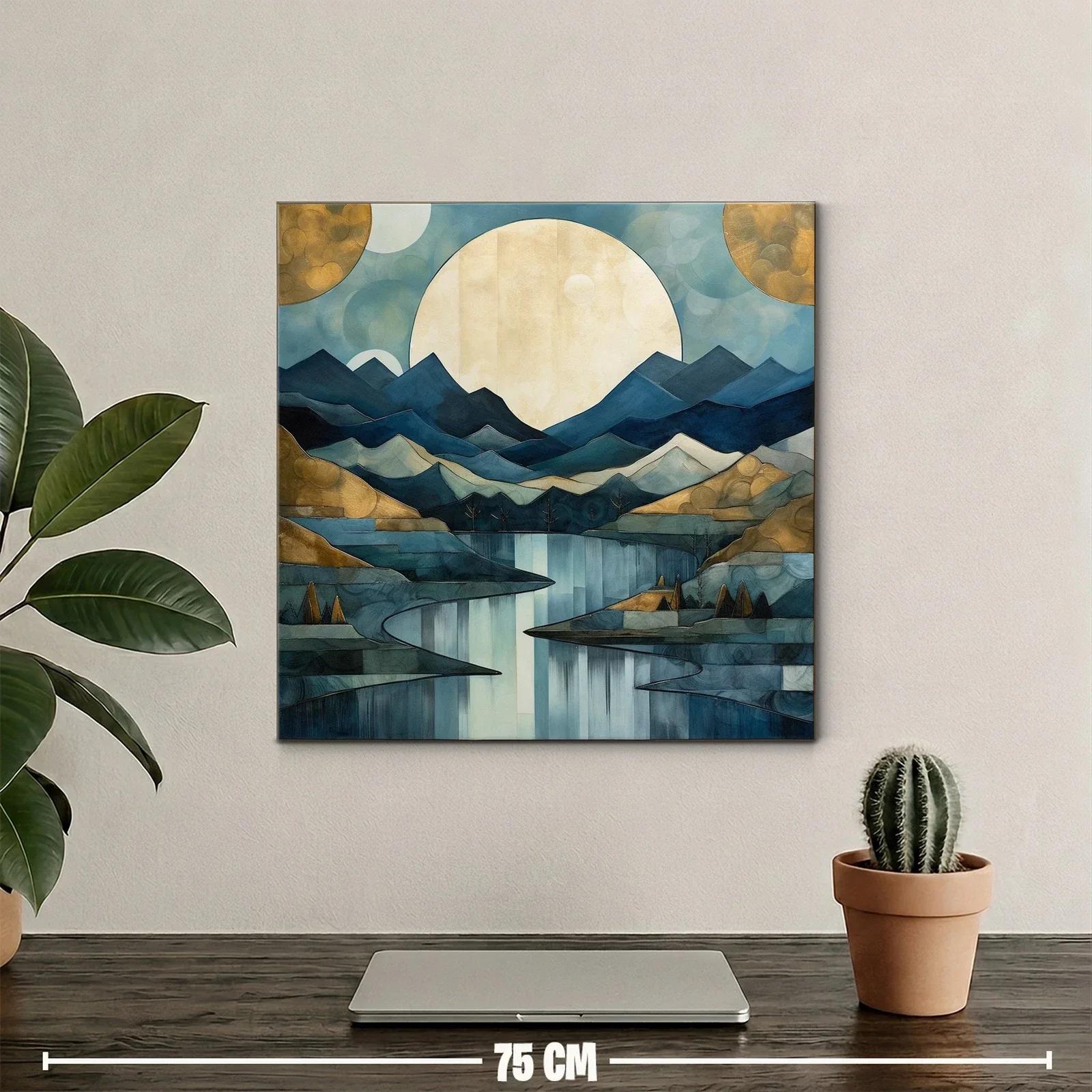 Paisaje montañoso con luna llena en tonos azul y dorado — miniatura 2
