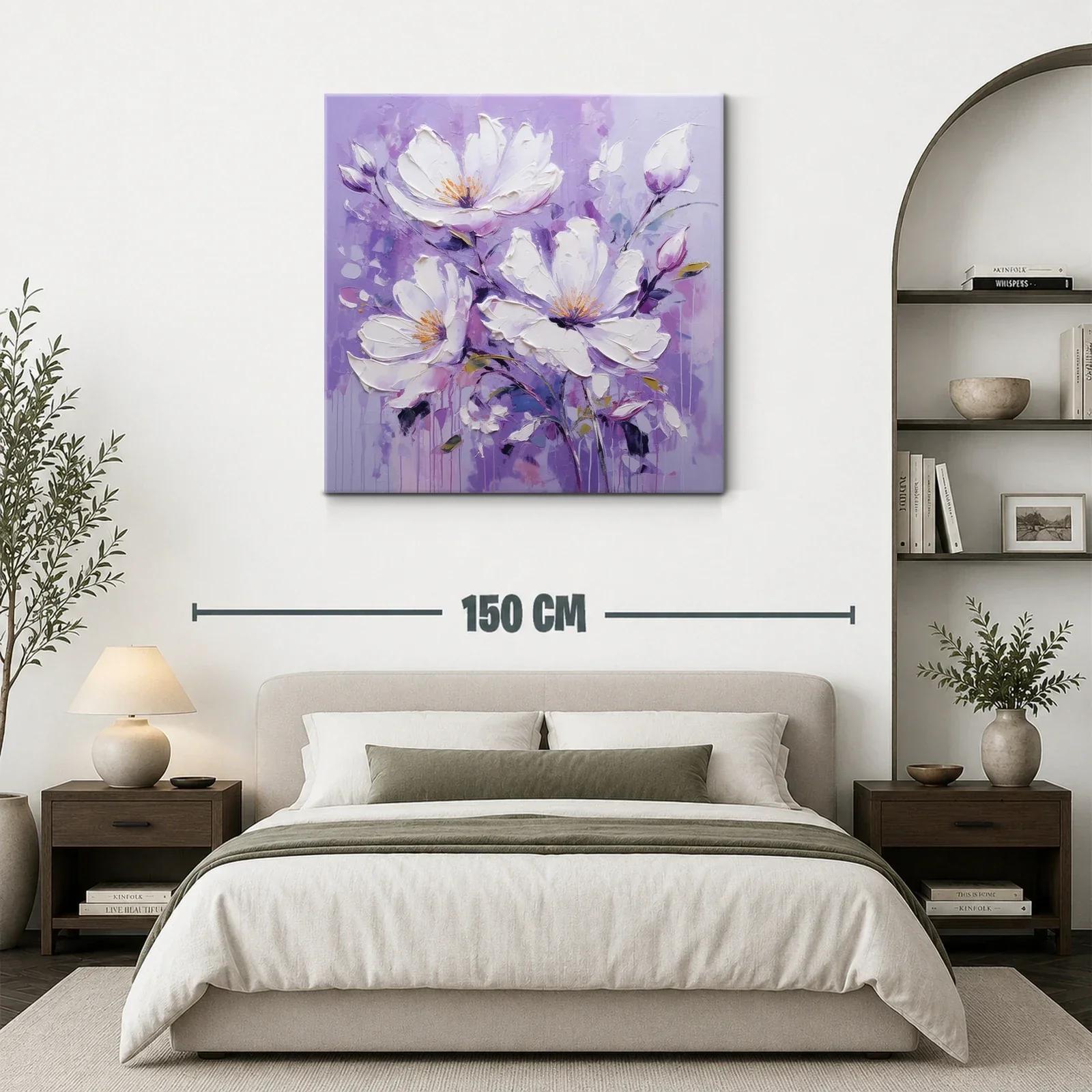 Flores blancas sobre fondo lila en composición vibrante — miniatura 3