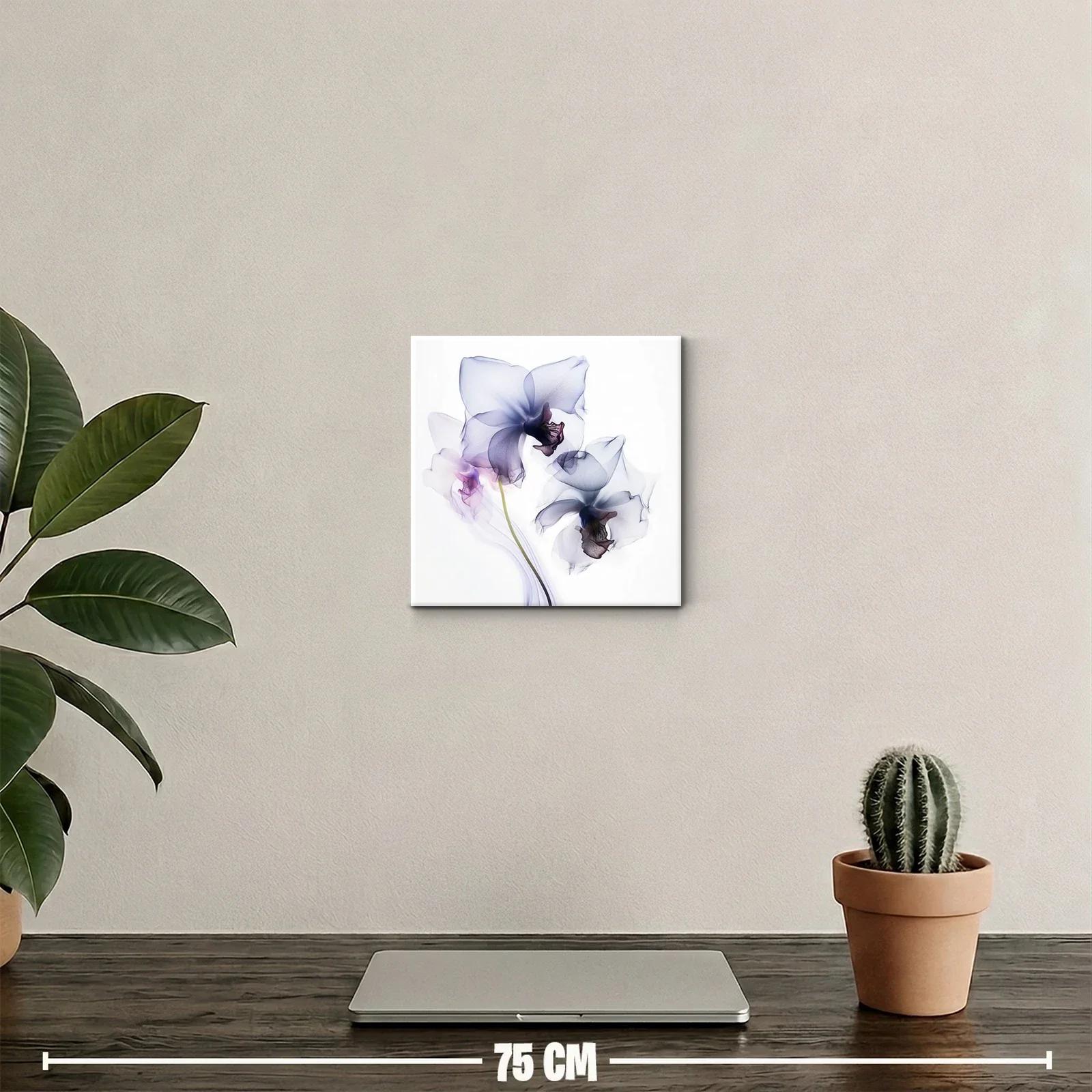 Cuadro decorativo con delicadas flores translúcidas en tonos lavanda — miniatura 2