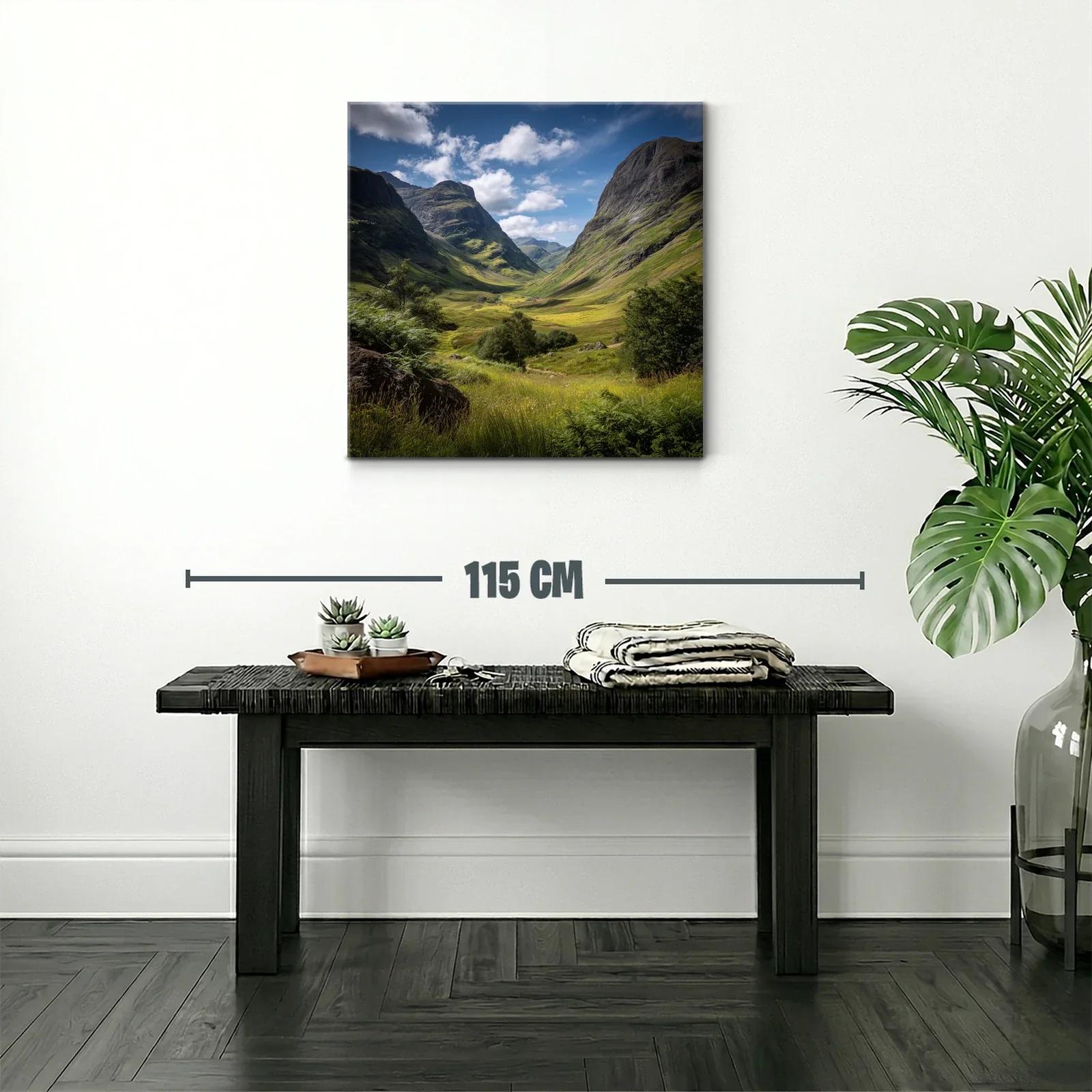 Impresionante paisaje de montaña con cielo azul y praderas verdes — miniatura 2