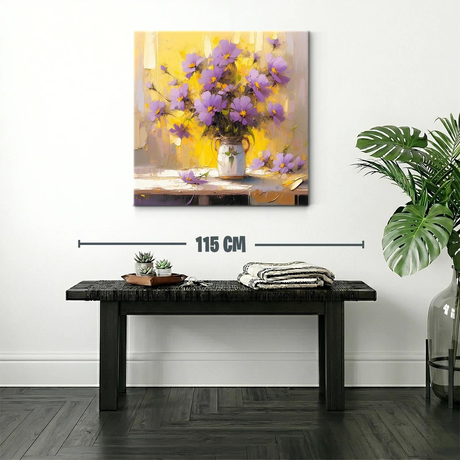 Ramo de flores lilas con fondo amarillo vibrante — miniatura 2