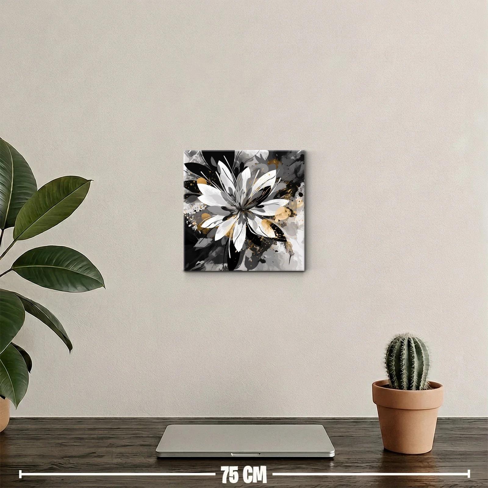 Flor abstracta en tonos neutros con toques dorados — miniatura 2