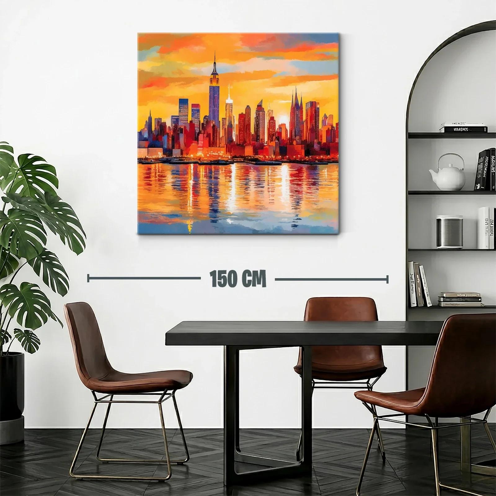 Atardecer vibrante sobre skyline urbano con reflejos dorados — miniatura 2