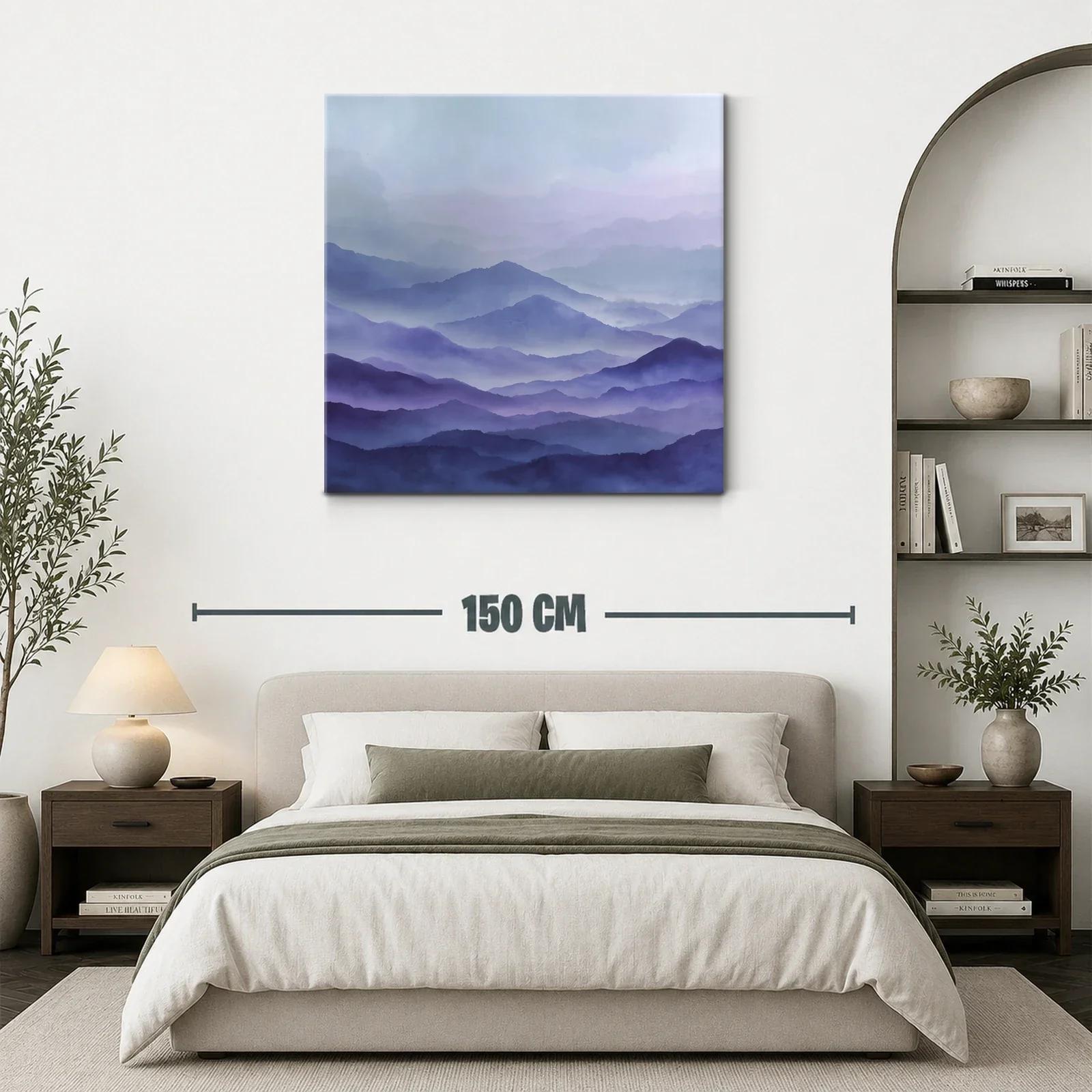 Paisaje de montañas en tonos azules y violeta suaves — miniatura 3