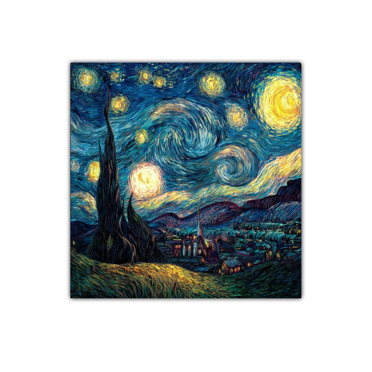 Noche estrellada con cielo vibrante y paisaje nocturno — imagen principal