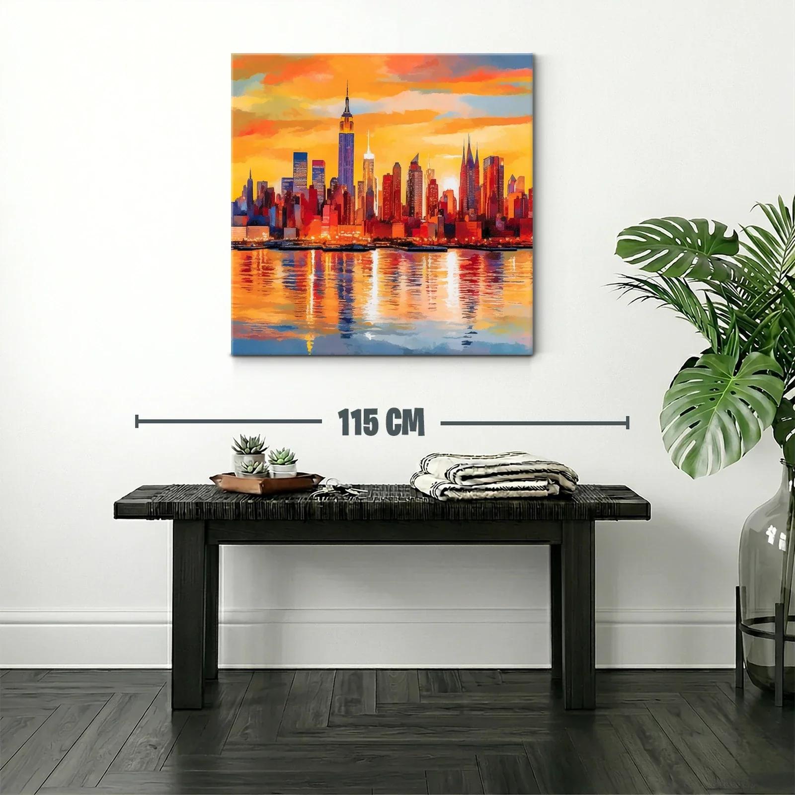 Atardecer vibrante sobre skyline urbano con reflejos dorados — miniatura 2