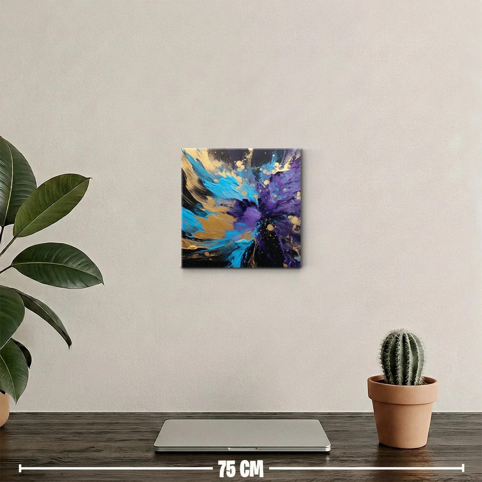 Explosión abstracta en tonalidades moradas y doradas — miniatura 2