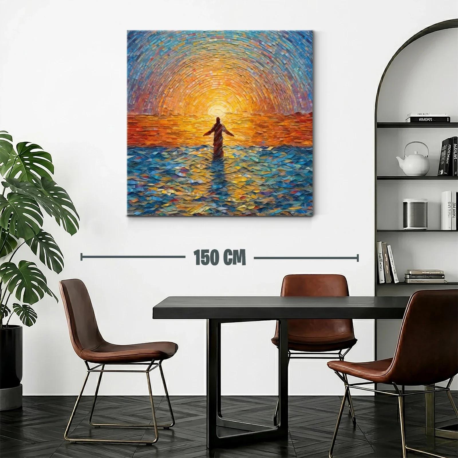 Figura Solitaria Frente a Un Mar Luminoso al Atardecer — miniatura 2