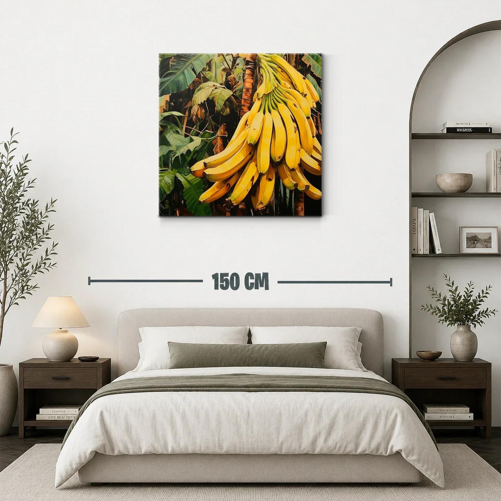 Racimo de plátanos maduros en entorno tropical exuberante — miniatura 3