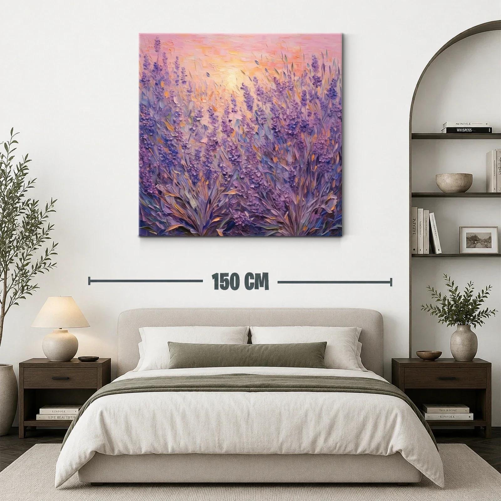 Campo de lavanda al atardecer con luz cálida y vibrante — miniatura 3