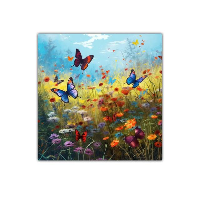 Mariposas sobre campo de flores silvestres en brillante día soleado