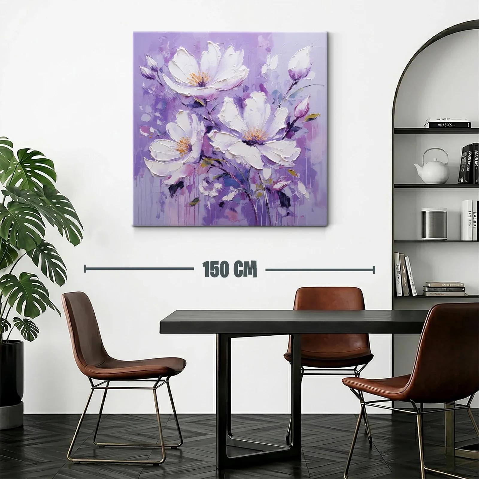 Flores blancas sobre fondo lila en composición vibrante — miniatura 2