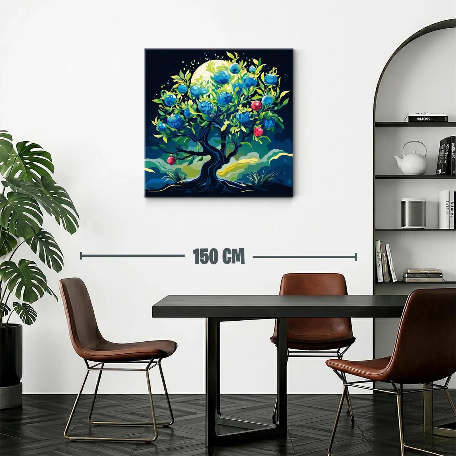 Árbol mágico con frutos azules y rojos en paisaje nocturno — miniatura 2