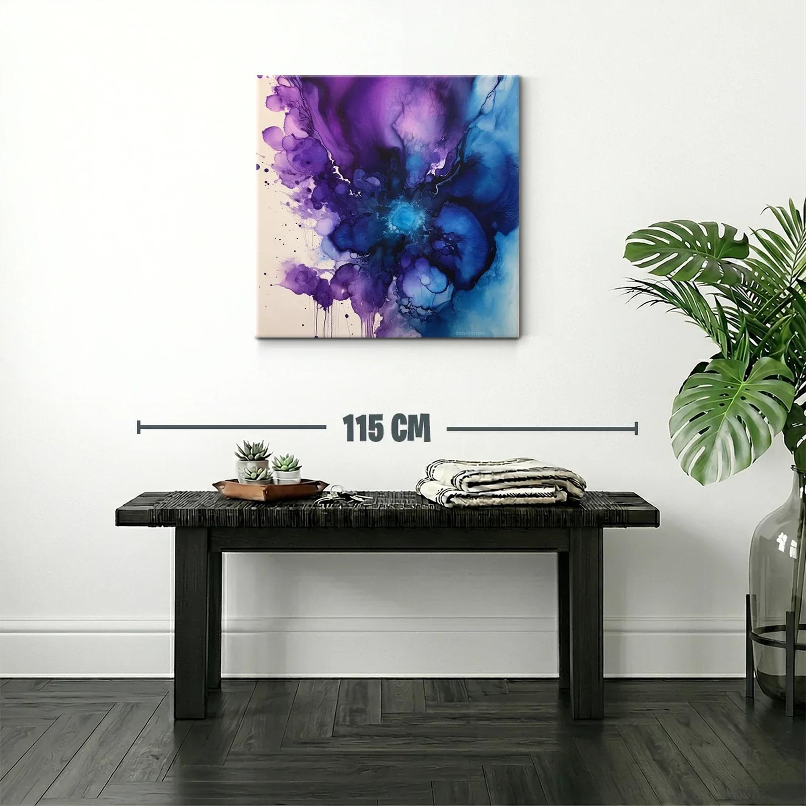 Explosión abstracta en tonos azul y violeta — miniatura 2