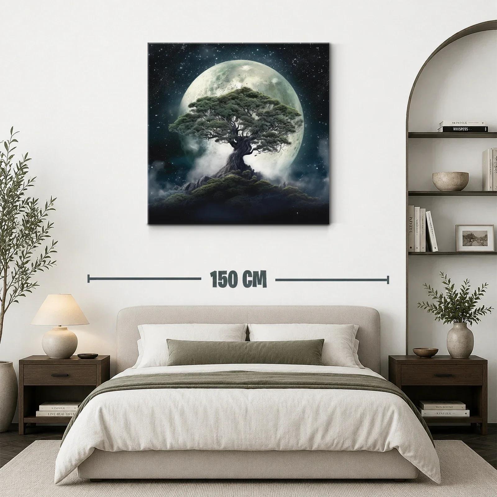 Árbol majestuoso bajo la luna llena en noche estrellada — miniatura 3