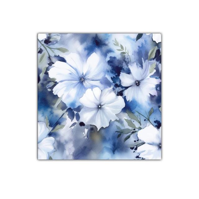 Flores blancas sobre fondo azul en acuarela delicada