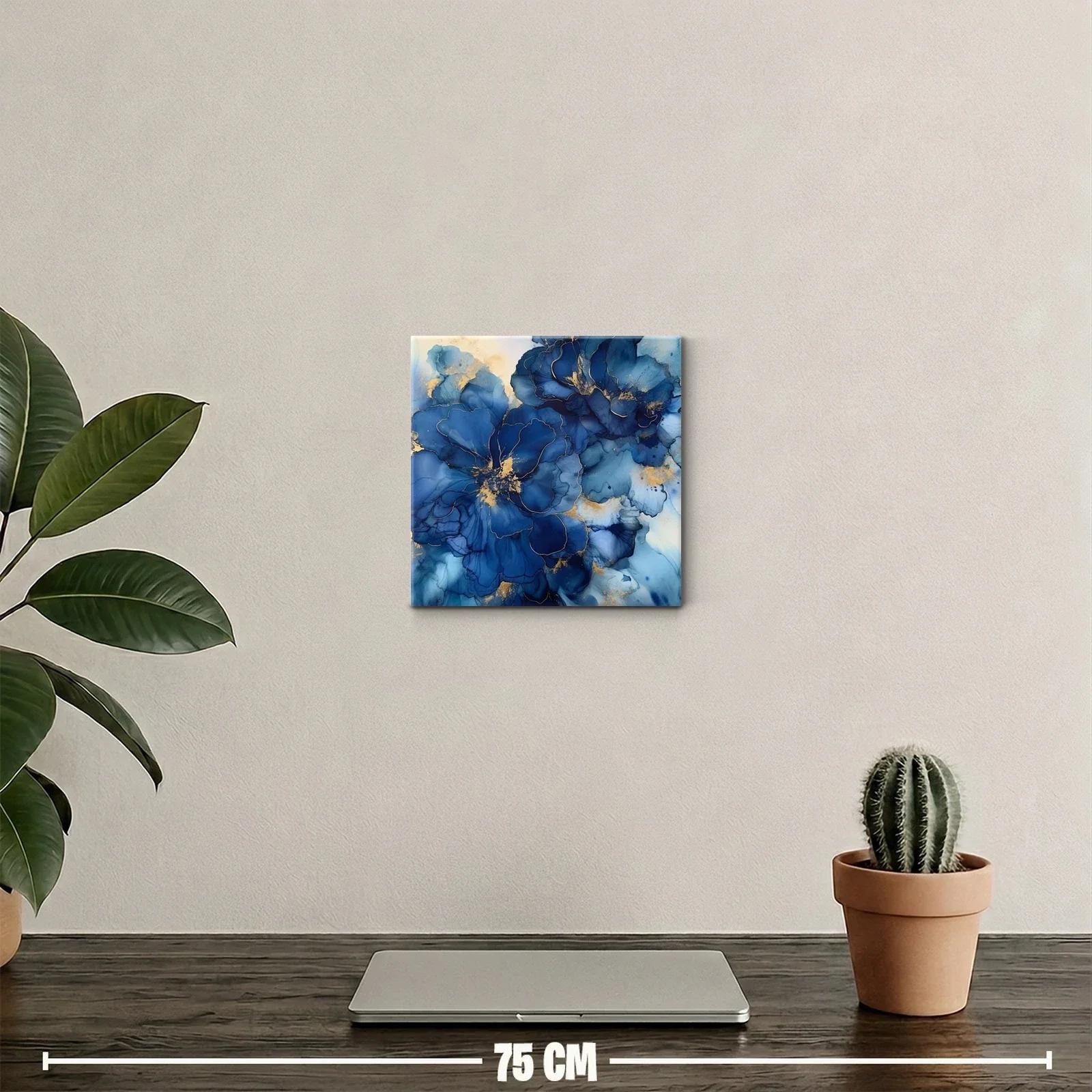 Flores abstractas en tonos azules con detalles dorados — miniatura 2