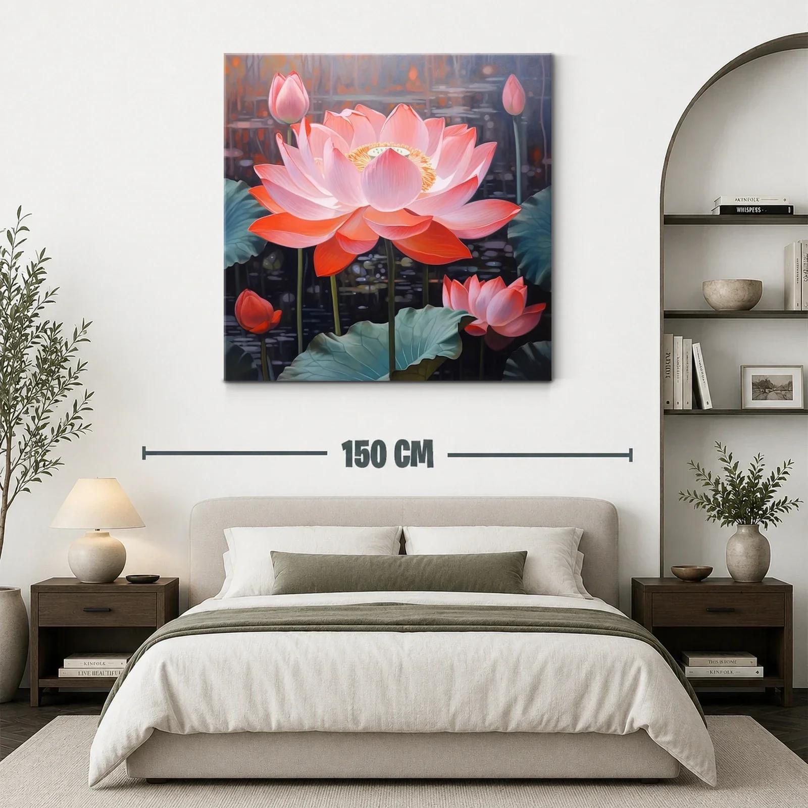 Flor de loto en tonos cálidos y fondo oscuro — miniatura 3
