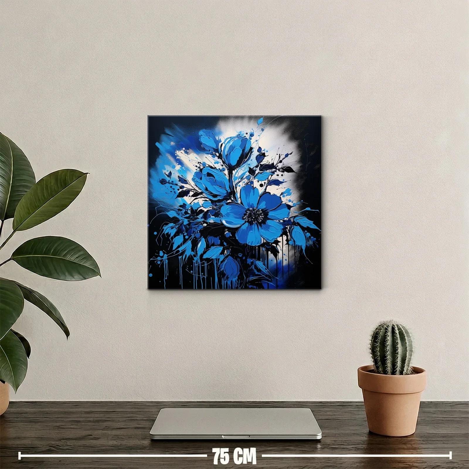 Flores azules vibrantes en contraste oscuro — miniatura 2