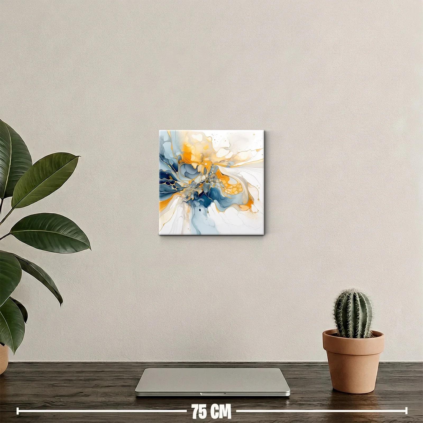 Composición abstracta con tonos dorados y azules intensos — miniatura 2