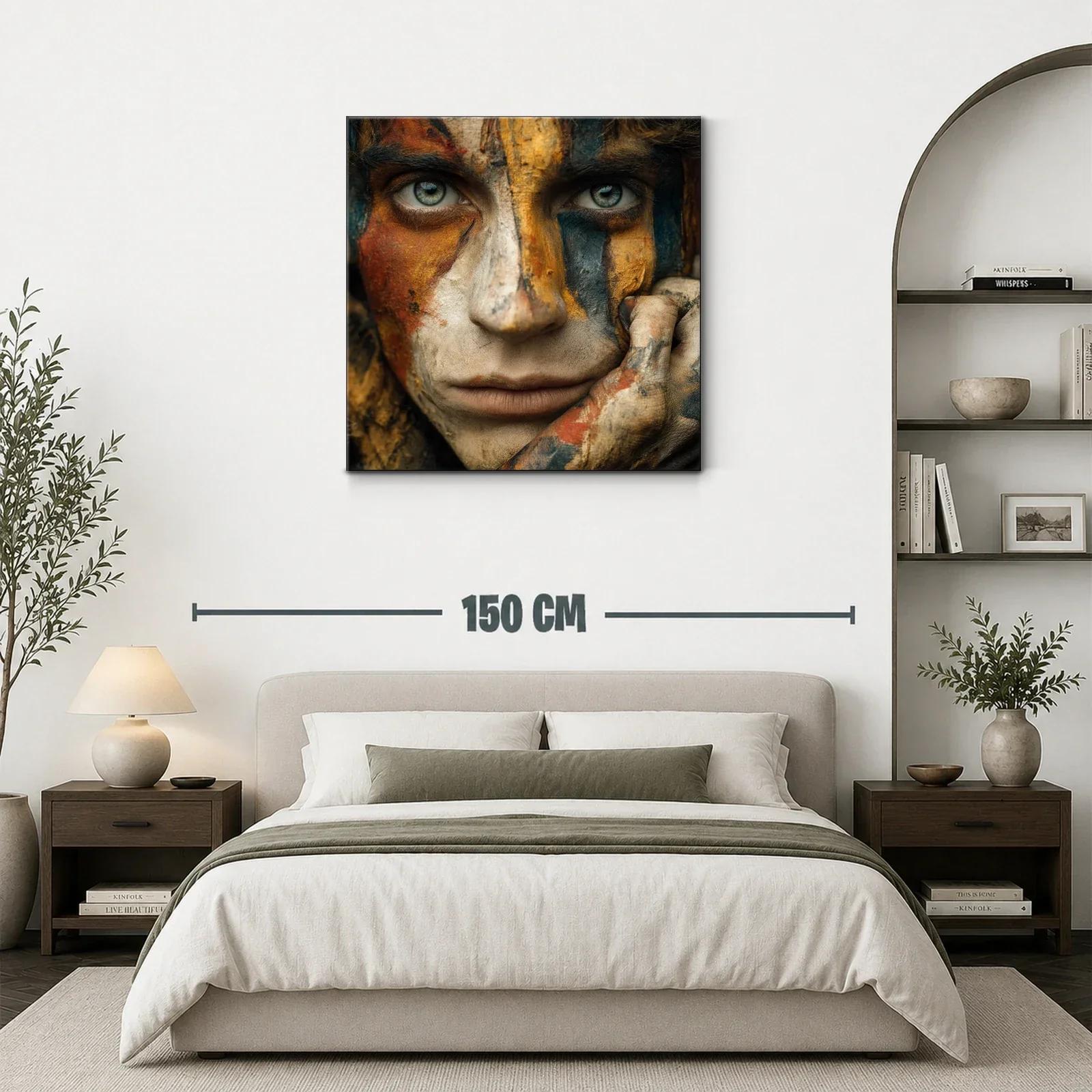 Rostro con pintura tribal en tonos tierra y azules profundos — miniatura 3