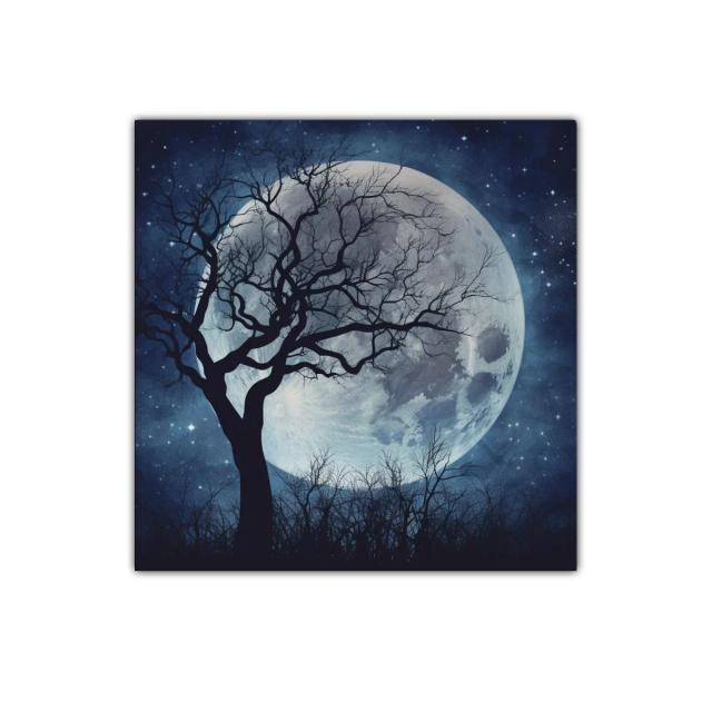 Luna llena iluminando árbol desnudo y cielo estrellado
