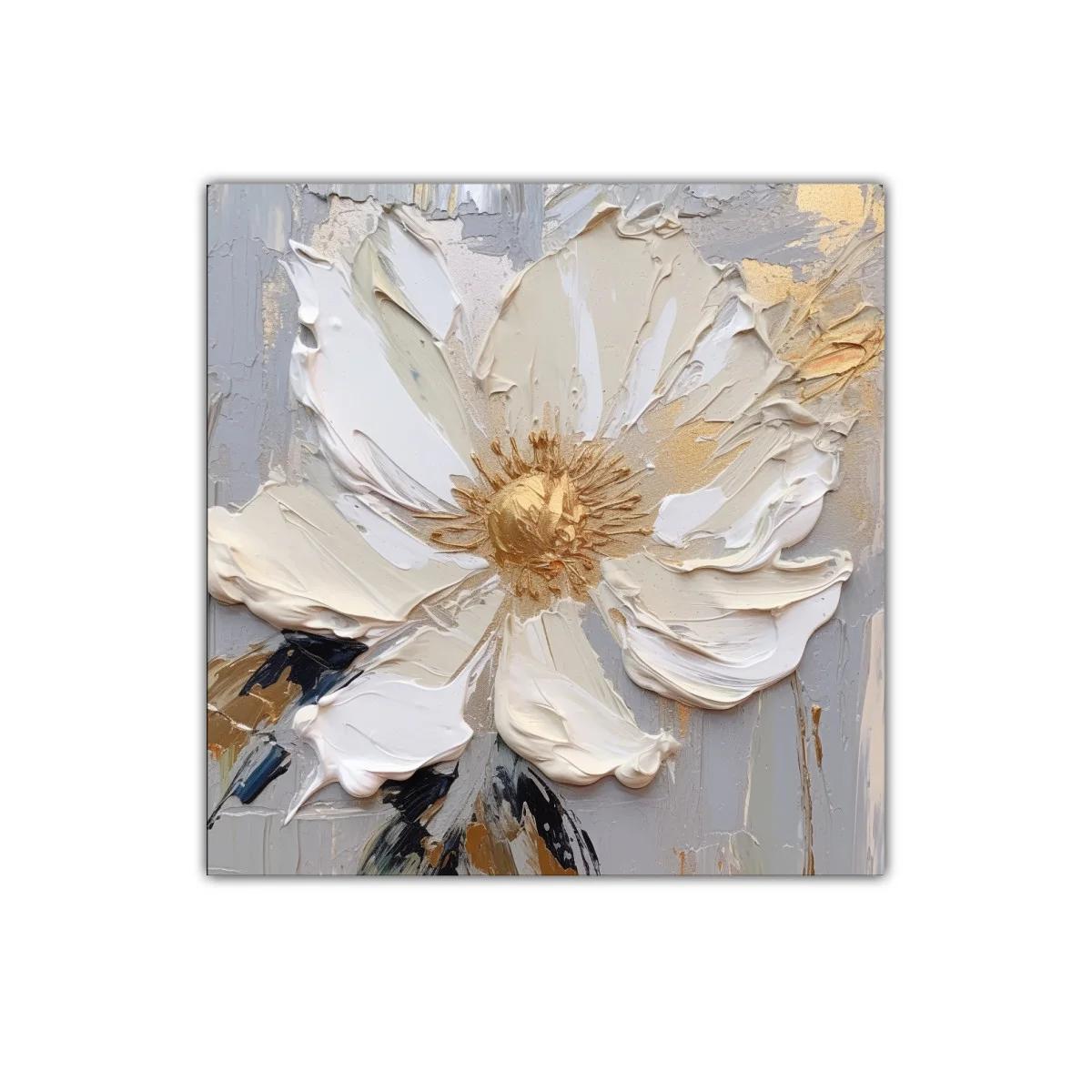 Flor blanca con toques dorados para decoración elegante — imagen principal