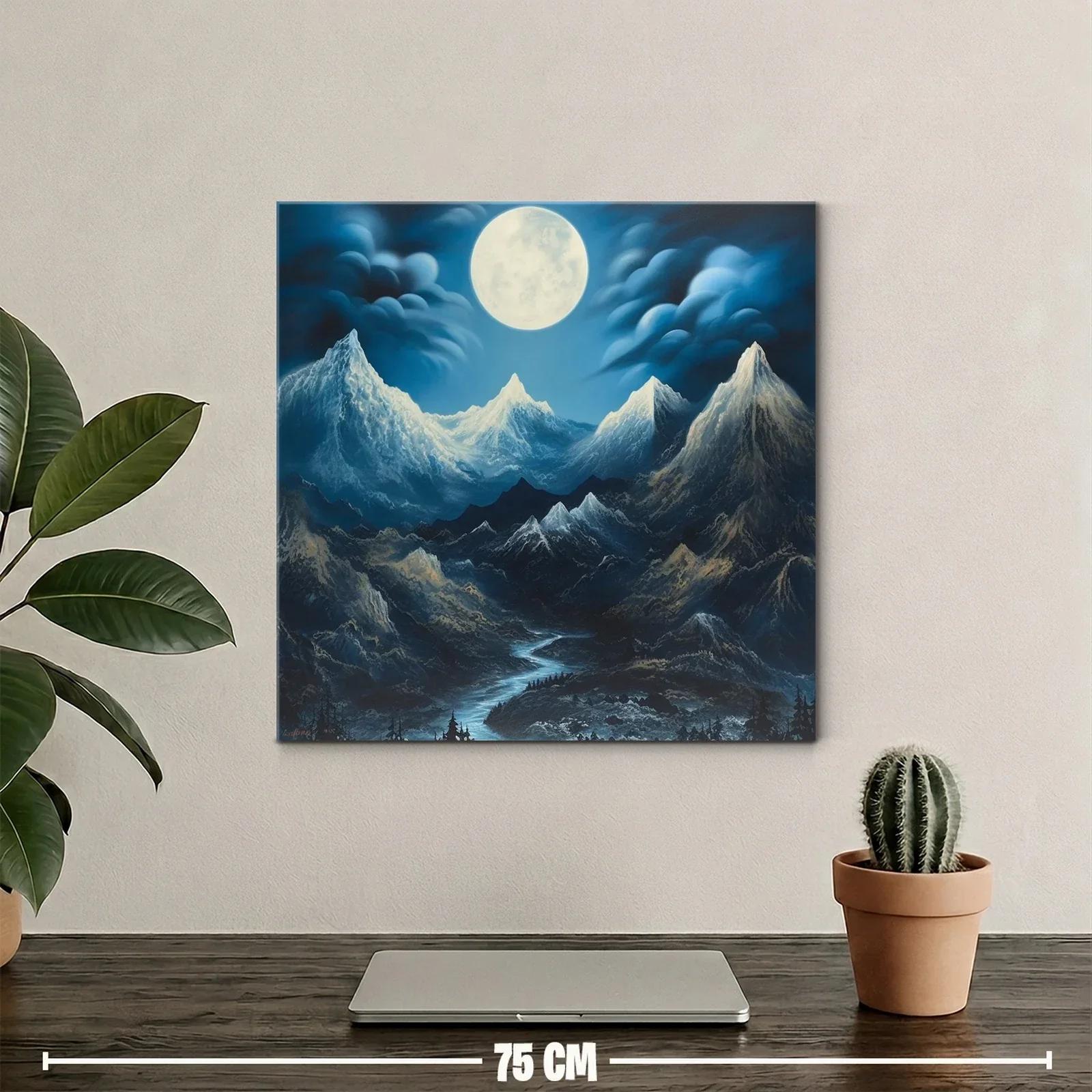 Paisaje nocturno con luna llena en montaña nevada — miniatura 2