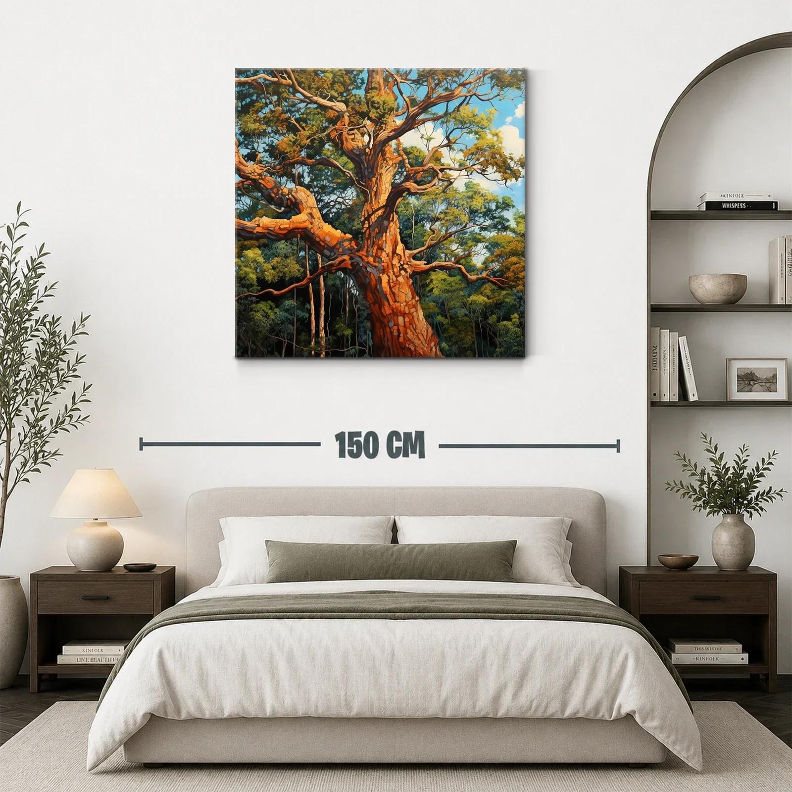 Árbol robusto bajo luz dorada entre copas verdes — miniatura 3