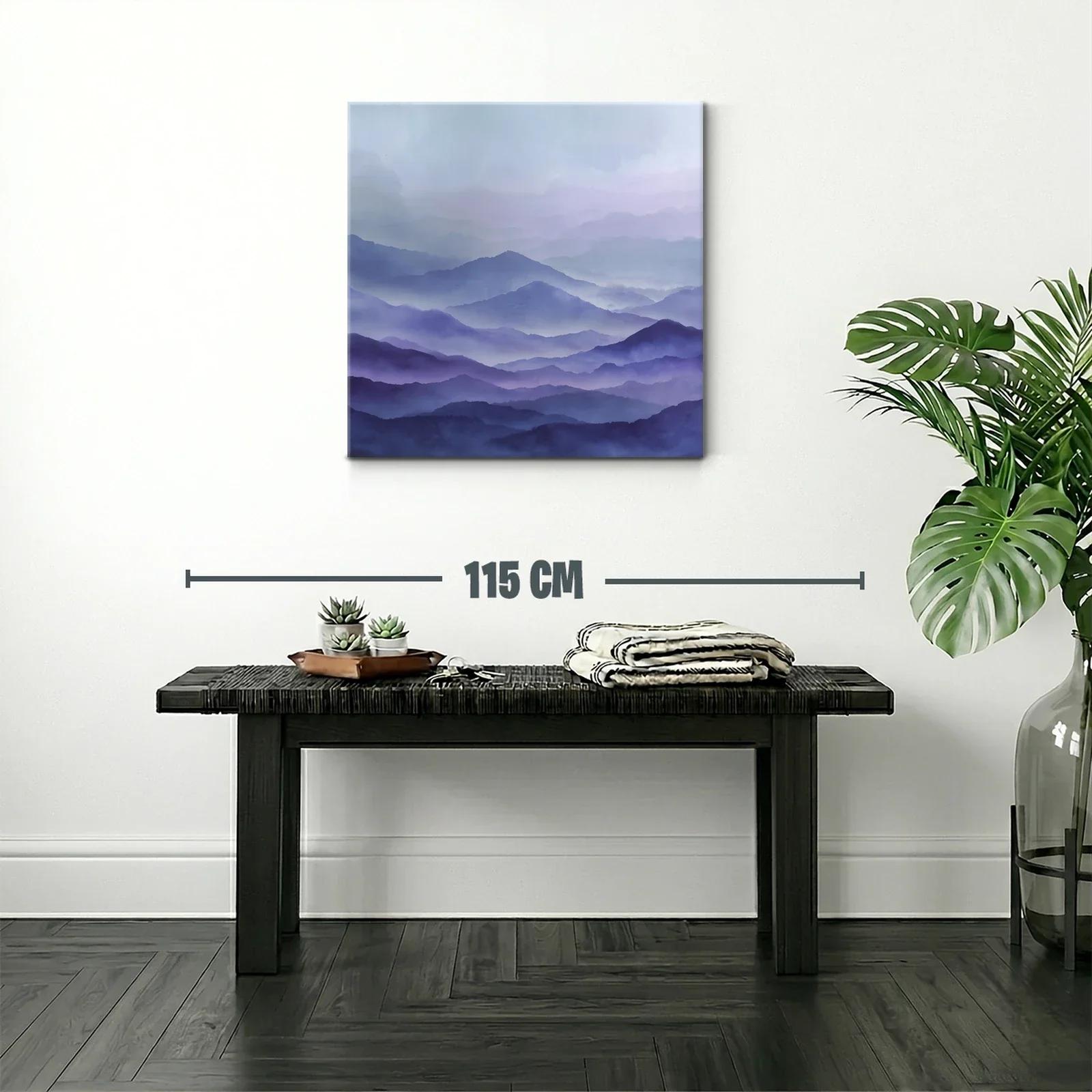 Paisaje de montañas en tonos azules y violeta suaves — miniatura 2