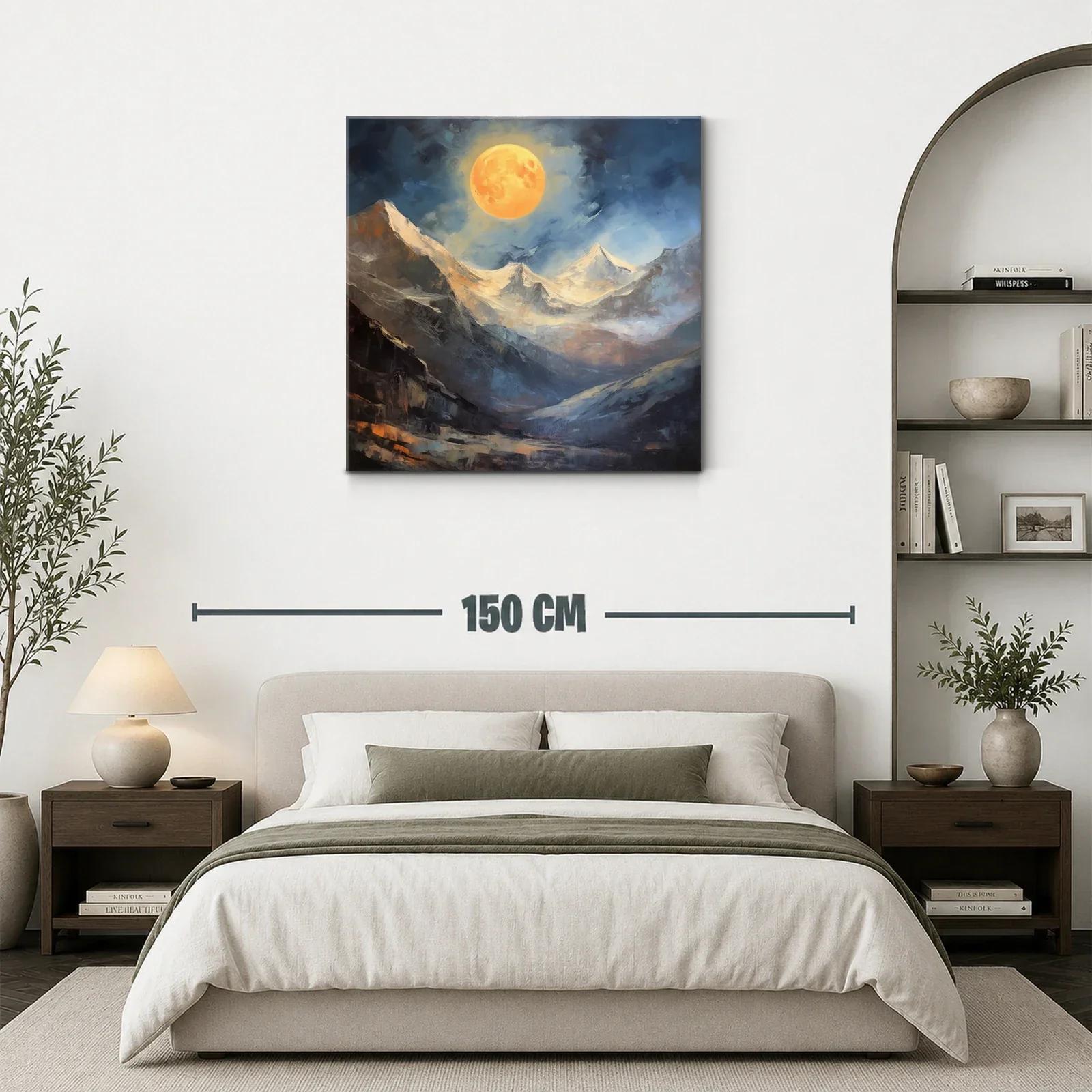 Paisaje Montañoso con Luna Llena en Tonos Cálidos y Fríos — miniatura 3