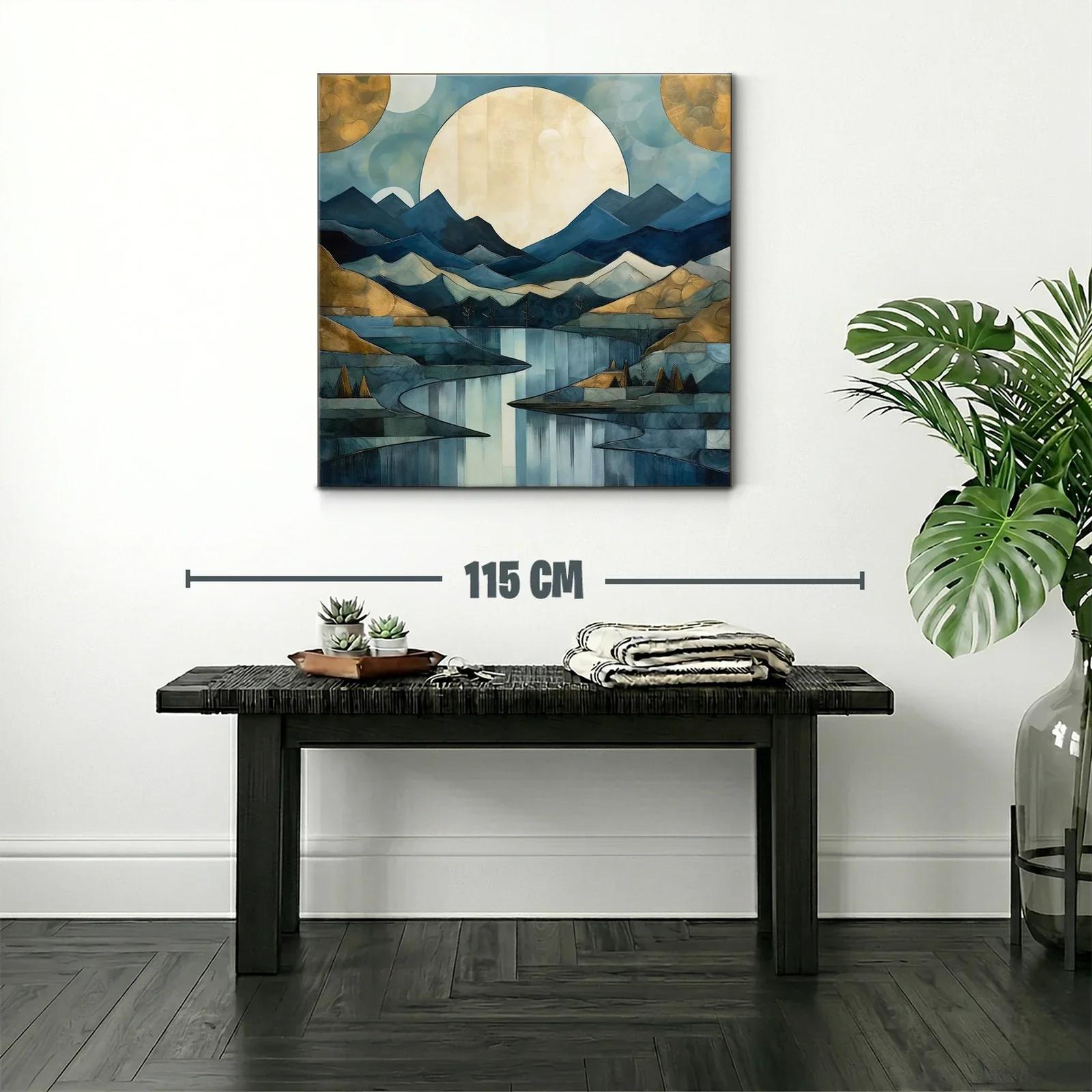 Paisaje montañoso con luna llena en tonos azul y dorado — miniatura 2