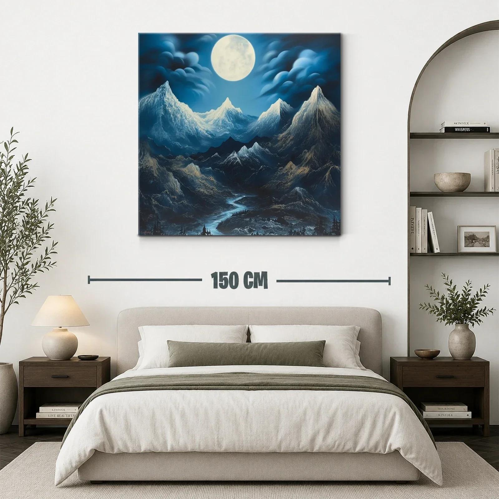 Paisaje nocturno con luna llena en montaña nevada — miniatura 3
