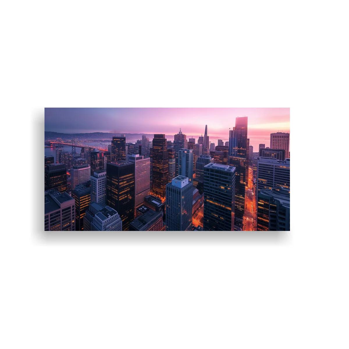 Cuadro skyline urbano al atardecer con bruma ligera — imagen principal