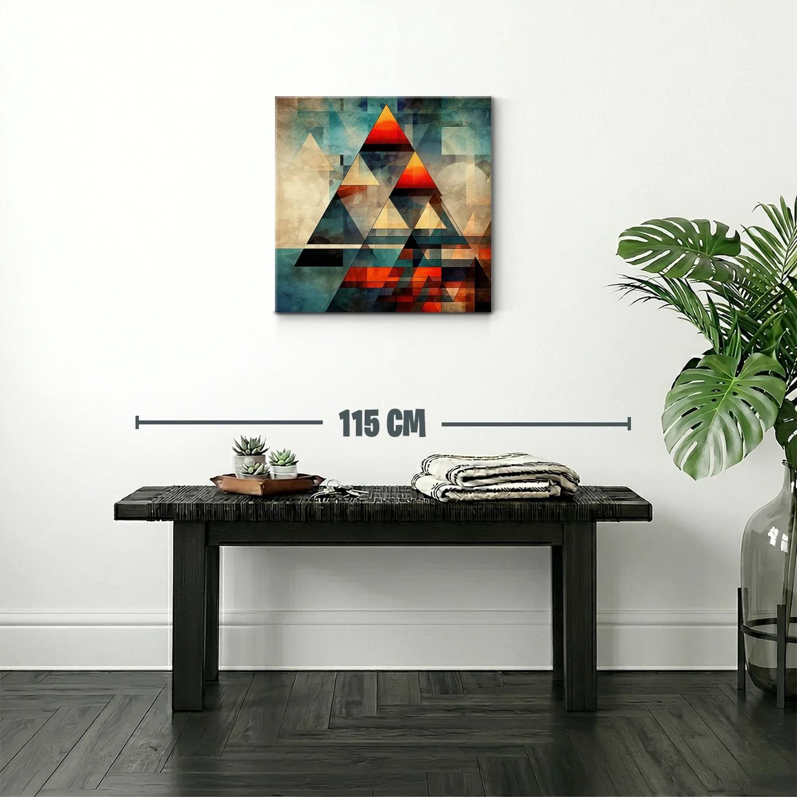 Composición abstracta con triángulos en tonos cálidos y fríos — miniatura 2