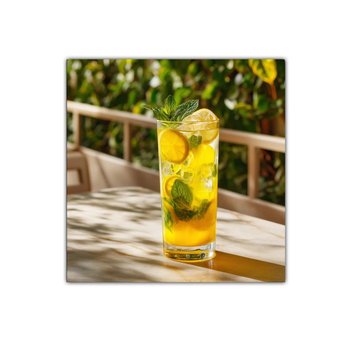 Cuadro decorativo con refrescante bebida de limón y menta