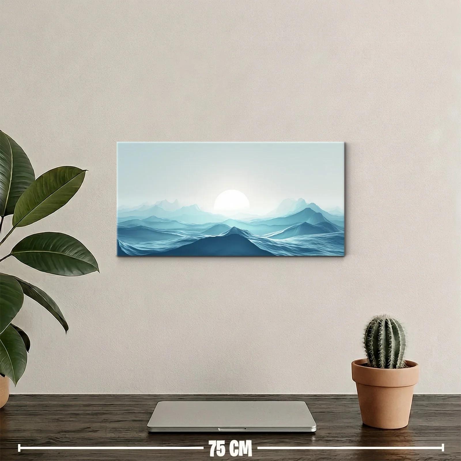 Cuadro mar agitado con montañas y neblina — miniatura 2