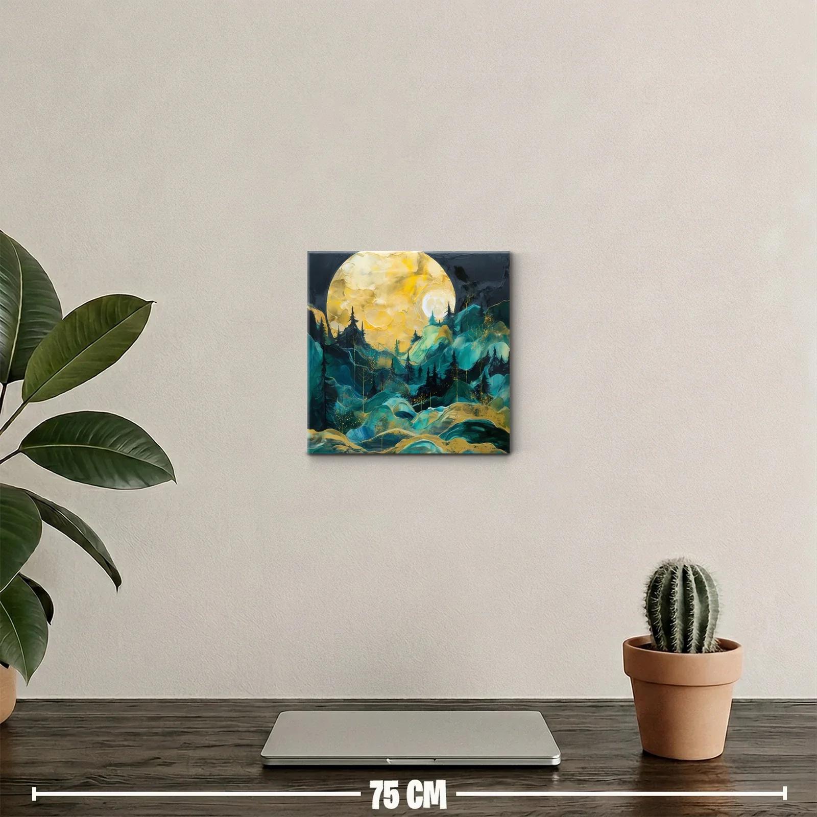 Paisaje Nocturno con Luna y Bosque en Tonos Dorados y Verdes — miniatura 2