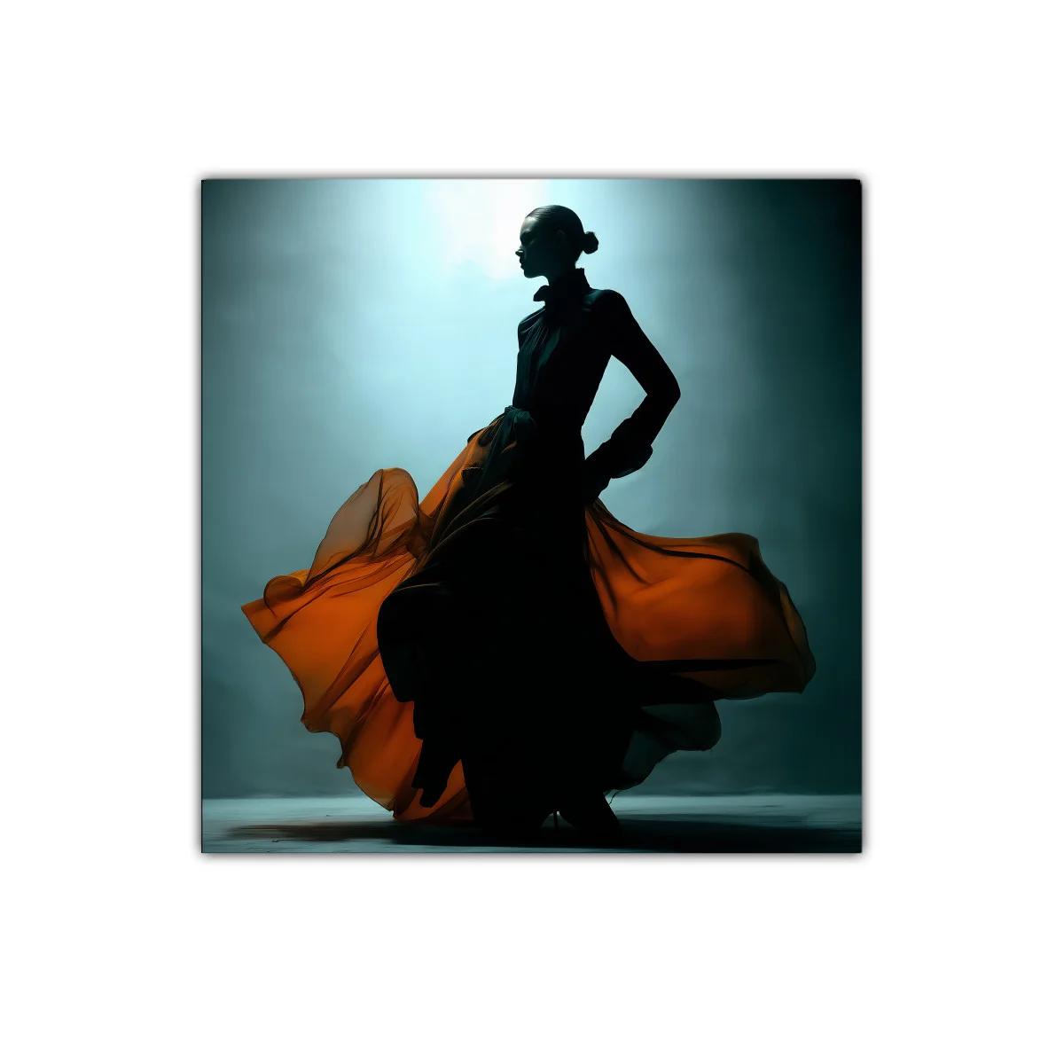 Silueta femenina con vestido fluido en tonos cálidos — imagen principal