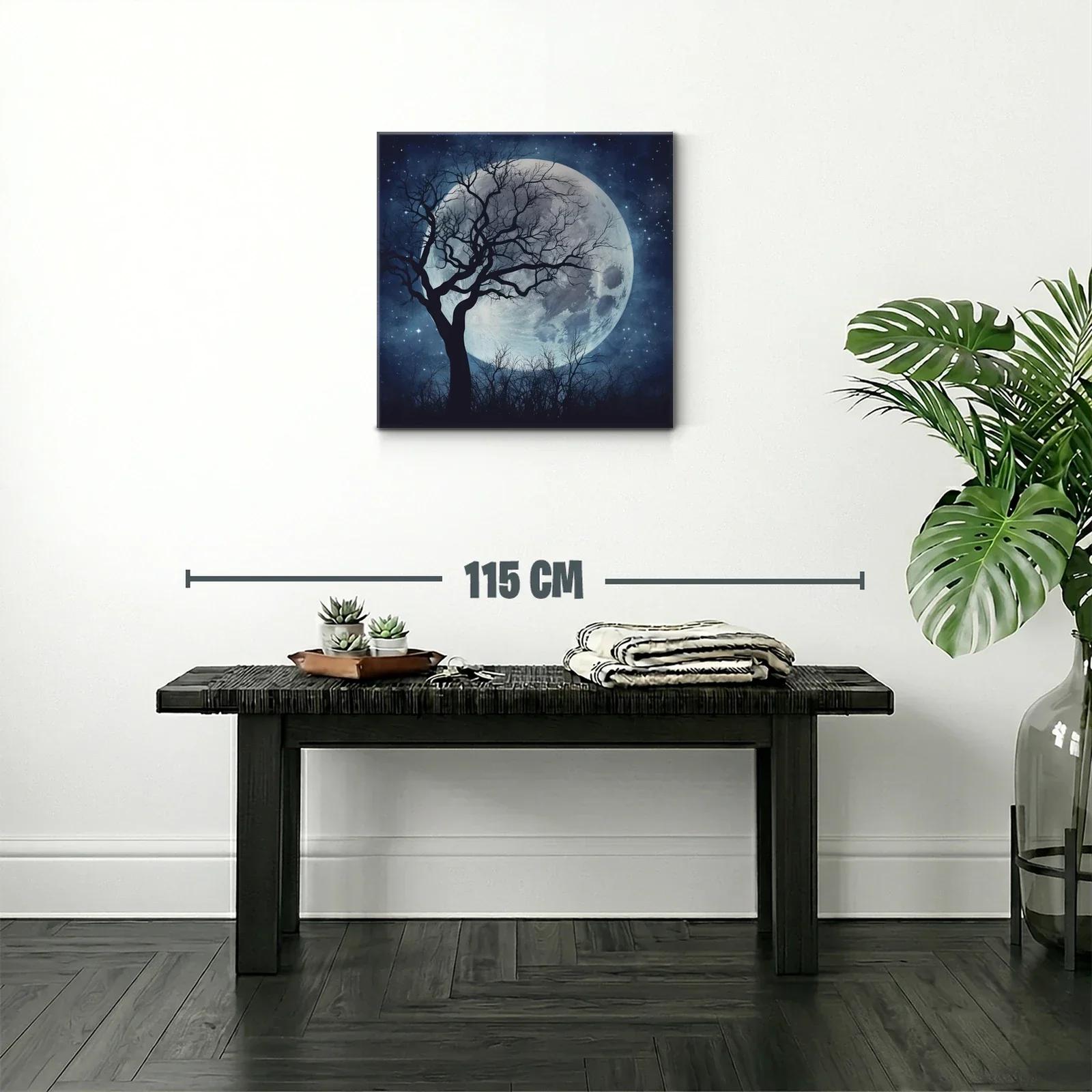 Luna llena iluminando árbol desnudo y cielo estrellado — miniatura 2
