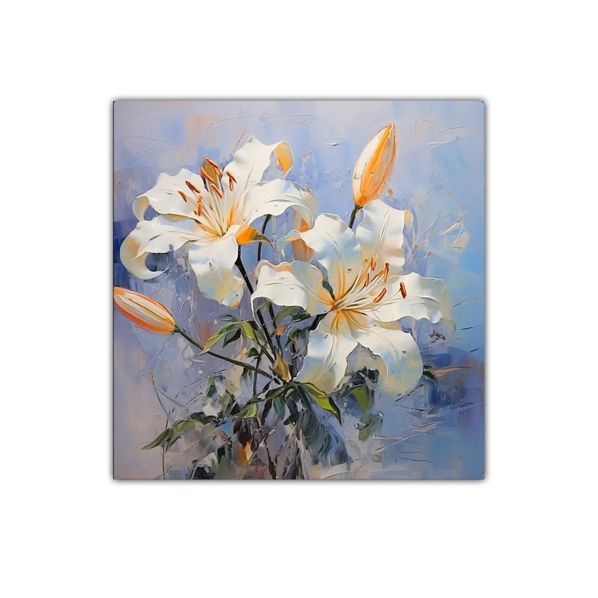 Flores blancas sobre fondo azul con detalles cálidos — imagen principal