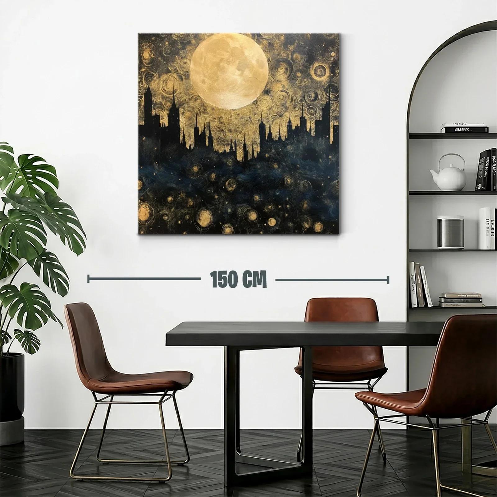 Paisaje urbano nocturno con luna llena brillante — miniatura 2