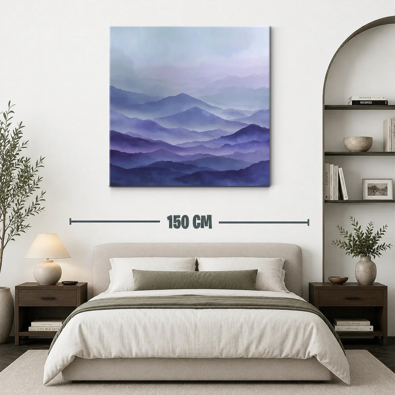 Paisaje de montañas en tonos azules y violeta suaves — miniatura 3