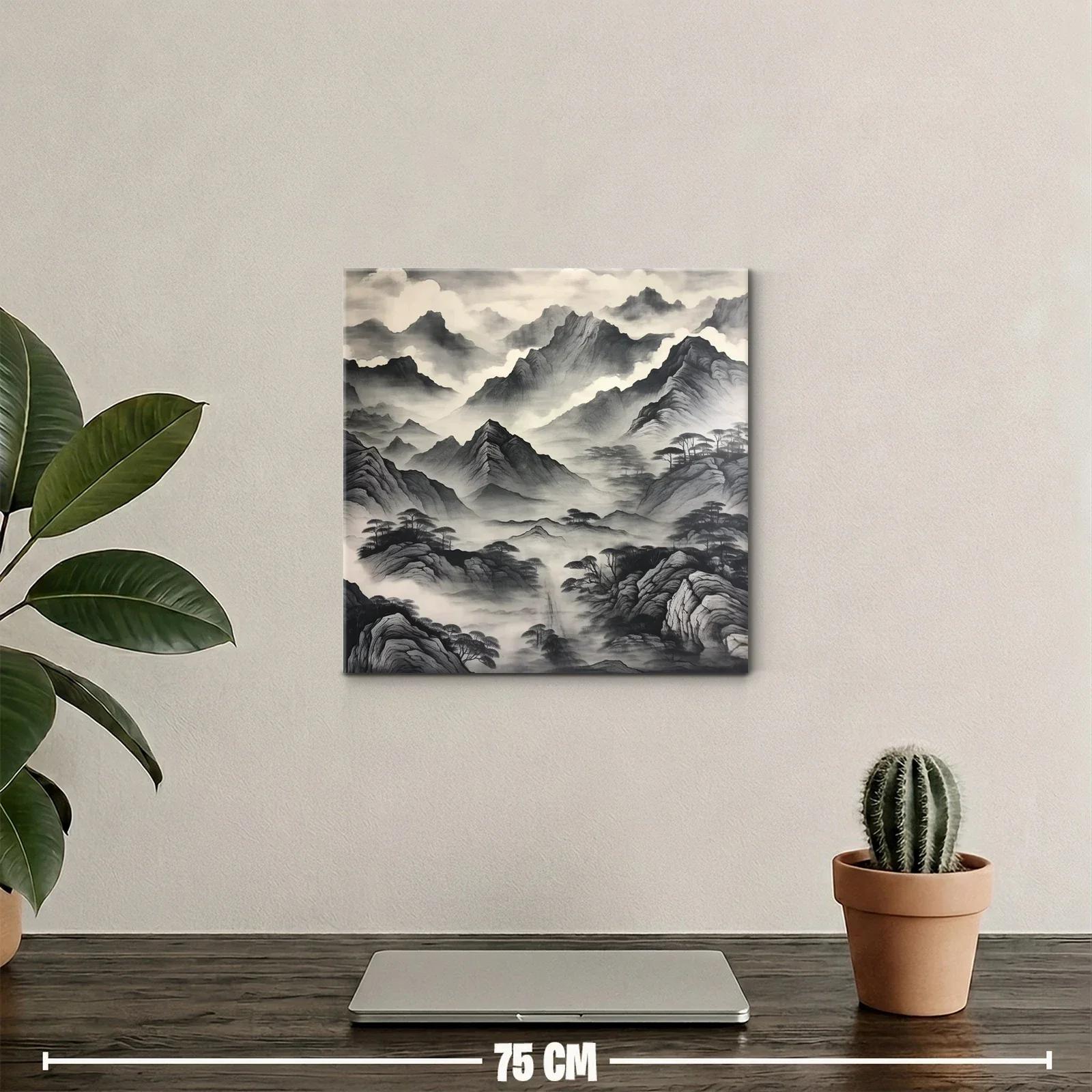 Paisaje de montañas entre niebla en tonos grises y negros — miniatura 2