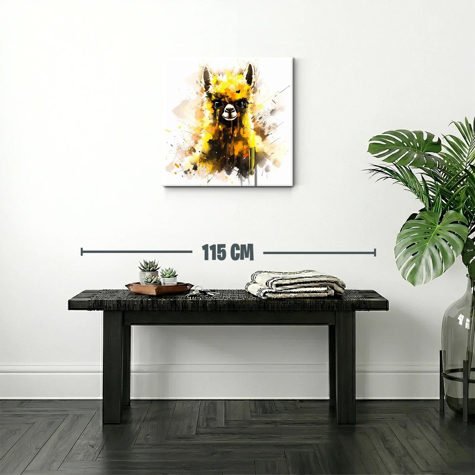 Retrato vibrante de llama con toques de amarillo y negro — miniatura 2