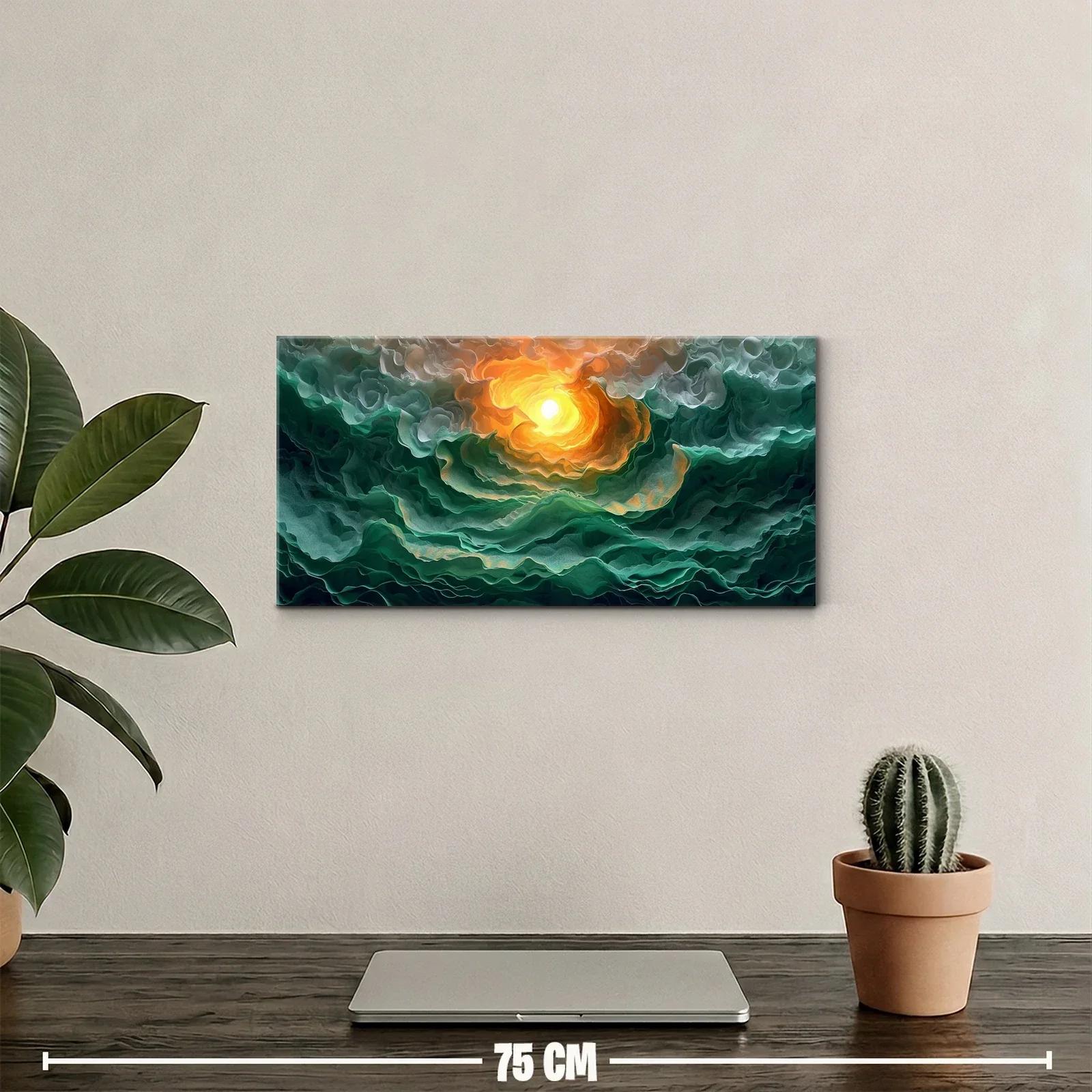 Cuadro sol entre nubes turbulentas con halo anaranjado — miniatura 2